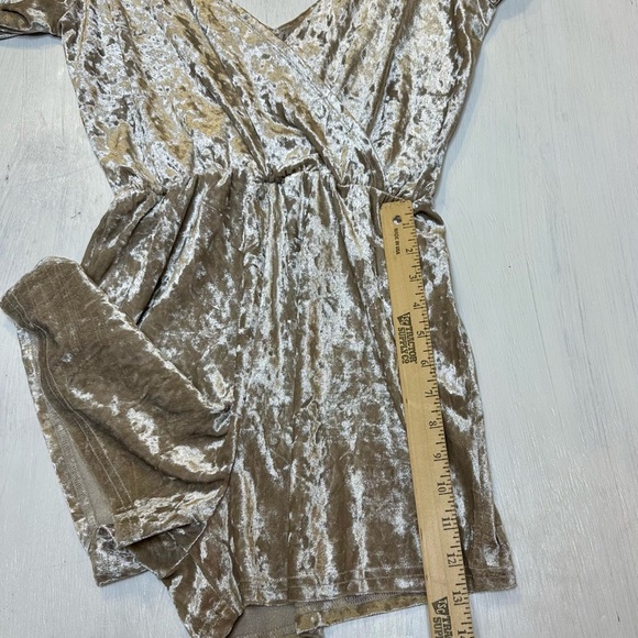 Oh My Love Velvet Romper XS Metallic Long Sleeve Deep V Front Back NWT - Picture 6 of 13